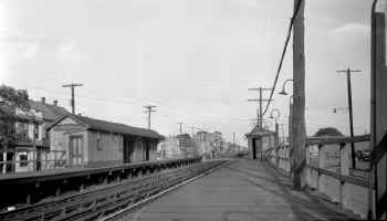 32c. Station-Clarenceville (View E) - 10-28-39 (Keller).jpg (67959 bytes)